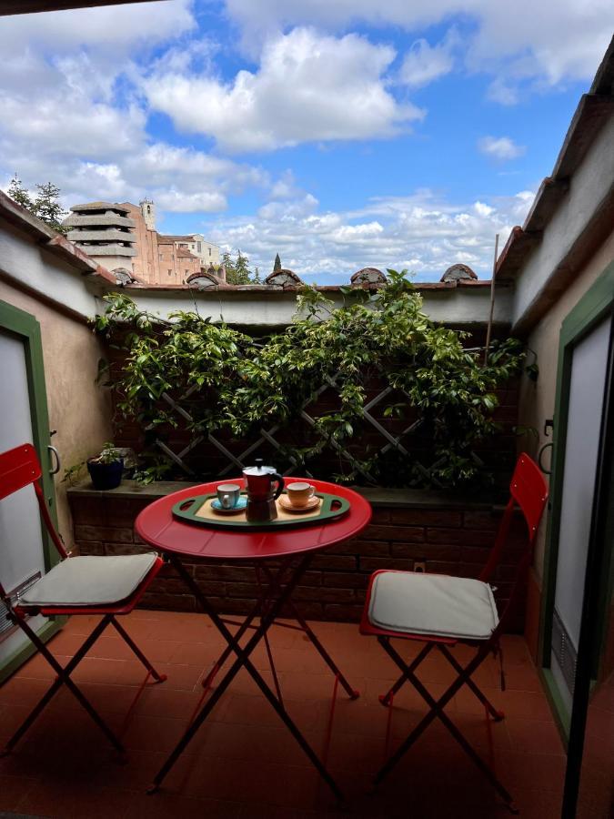 La Mansarda Apartment San Miniato Luaran gambar